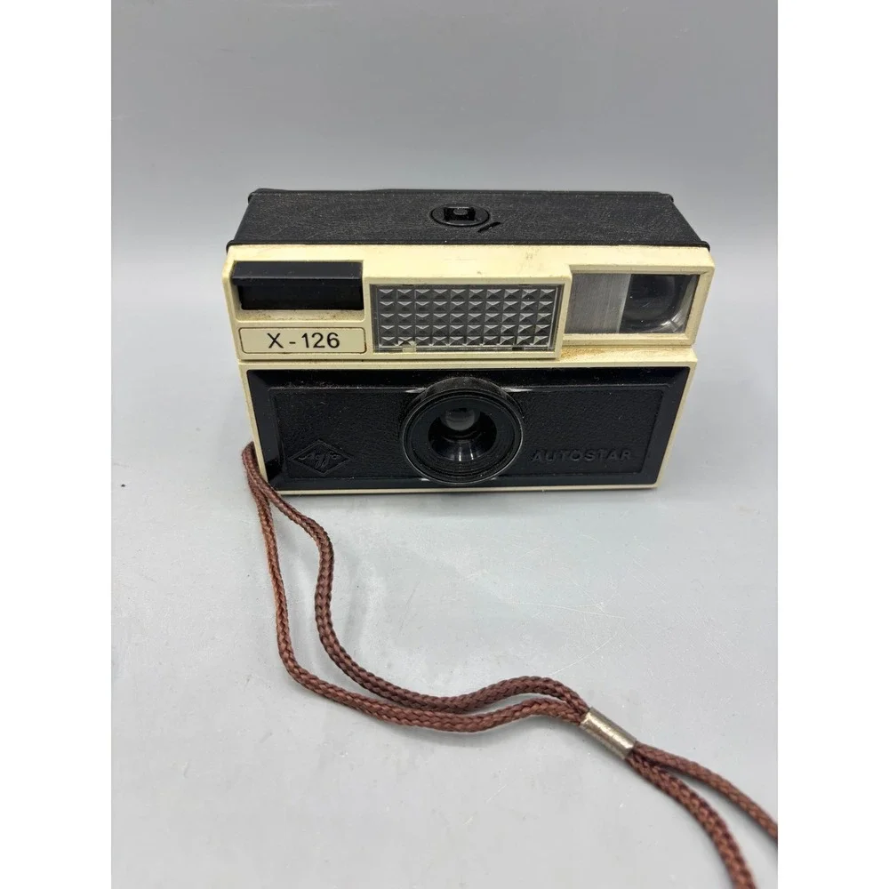 Agfa Autostar X-126 Vintage 126 Cartridge Film‎ Camera Black  Retro Flashcube